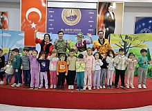 Derince’de Dünya Çocuk Hakları Günü Coşkuyla Kutlandı