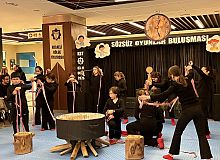 Kocaeli’de Çocuk ve Genç Oyuncular Festivalde Buluştu