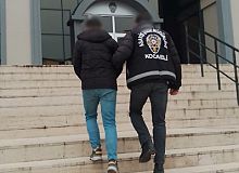 Kocaeli’de Dolandırıcılık Suçundan Aranan Şahıs Yakalandı