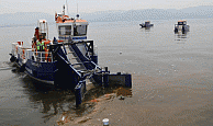 İzmit Körfezi’nden bir yılda 400 ton çöp toplandı