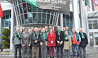 HÜRRİYET, KOCAELİSPOR’UN ESKİ YÖNETİCİLERİNİ VE EFSANE FUTBOLCULARINI MİSAFİR ETTİ