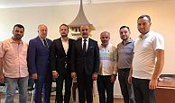 KOCAELİ MÜTEAHHİTLER BİRLİĞİ, İZMİT KENT KONSEYİ BAŞKANINI ZİYARET ETTİ.