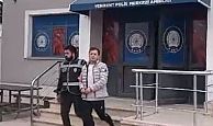 Kamu görevlisi, olarak dolandırıcılık suçundan yakalandı.