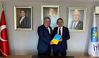 İYİ Parti Körfez İlçe Başkanı, Murteza Özün, Yeni Yönetim Kurulunu Açıkladı