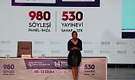 Dr. Ayşegül Çoruhlu: "Yaşlanmak Yerine, Gençleşmek Mümkün"