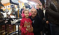 Körfez Belediye Başkanı Şener Söğüt, Esnafı Ziyaret Etti