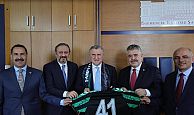 Körfez'de Gençlik ve Spor Yatırımları Hız Kazanıyor