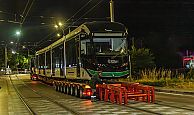 Kocaeli’de Tramvay Filosu Genişliyor: 7. Araç Raylara İndirildi