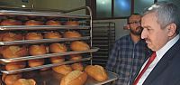 Başkan Baran Halk Ekmek Fabrikasını İnceledi