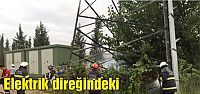  Elektrik direğindeki yandın korkuttu