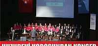  Huzurevi korosundan muhteşem konser