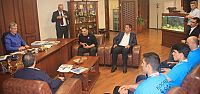 Şampiyonlar Başkan Ellibeş'i ziyaret etti