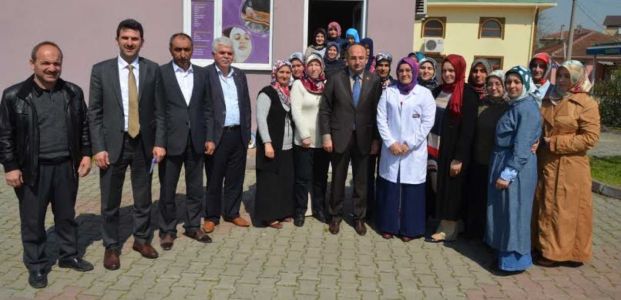 Üzülmez, KARMEK Kursiyerlerini Önemsiyor